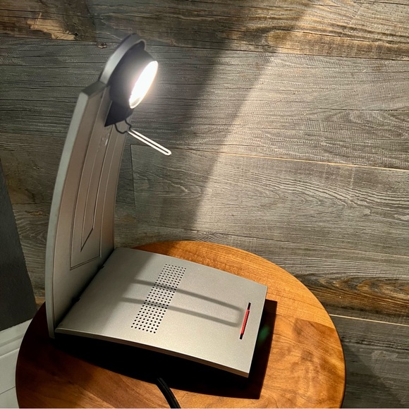 Adjustable (2x) & Extendable (3x) Table/Desk/Bed Reading Light - Picture 4 of 12